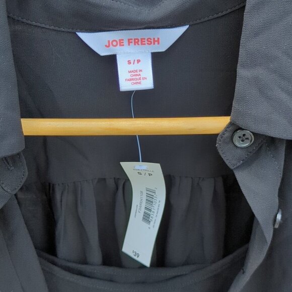 Joe Fresh Women's Semi Sheer Black Blouse With Built In Tank - Size Small NWT - Picture 2 of 5